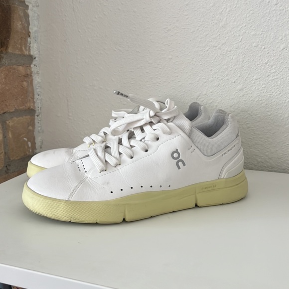 Cloudtec ON W THE ROGER ADVANTAGE White/ Hay - Picture 2 of 10